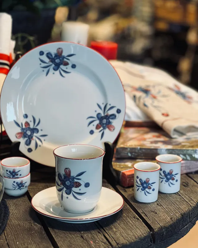 SERVERINGSBOLLE 21CM servise med norsk historie